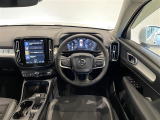 XC40 T4 モメンタム 修復歴無し