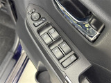【パワーウインドウ】運転席のスイッチで、各席の窓ガラスの開閉ができます!あると便利ですよね!