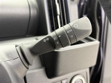 【オートライト(AUTO)】外の明るさをシステムが感知して、自動でヘッドライトが点灯します!ヘッドライトをつけ忘れを防ぐ便利機能です。