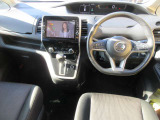 セレナ 2.0 ハイウェイスター Vセレクション 禁煙車 後席フリップダウンモニター