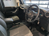 ラングラー アンリミテッド サハラ 4WD 