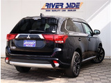 アウトランダーPHEV 2.0 G セイフティパッケージ 4WD SDナビフルセグDVD再生全方位カ...