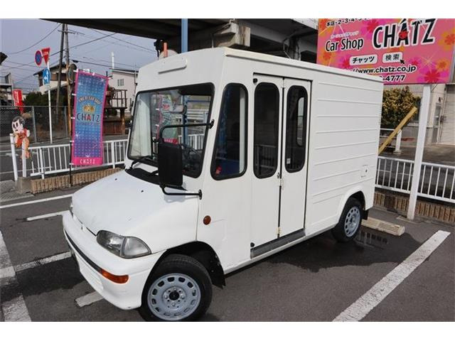 ミニカウォークスルーバン  5MT