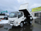 デュトロ ダンプ 4.0D 2t ダンプ フルジャストロー 4WD