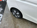 吉崎鈑金ではお車の購入から自動車保険、車検整備、緊急時のレッカー、鈑金塗装まで全てワンストップで対応します。安心してお任せください。