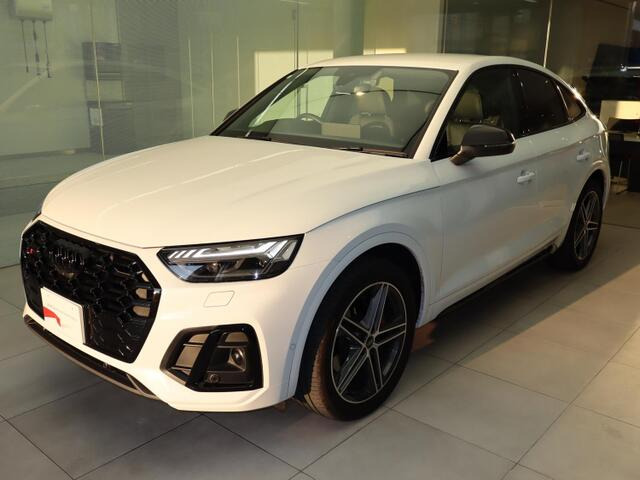 SQ5スポーツバック 3.0 4WD 