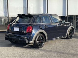 株式会社モトーレン東名横浜 【MINI NEXT】 屋内展示場、キッズルームも完備しております!!是非、ご家族でお気軽にお越し下さいませ。