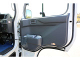 リエッセIIベースのRVビックフット ACS エテルノオクタービアM 入庫です。サブバッテリーはAGMからリチウムイオンに換装してます。低走行で使用感の少ない車両です!お気軽にお問い合わせください!