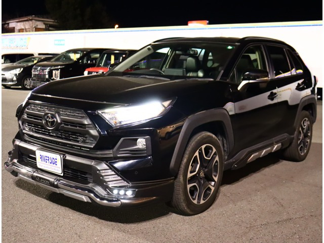 RAV4 2.0 アドベンチャー 4WD JAOSバンパー ディスプレイオーディオ