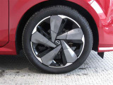 R4年式夏タイヤ205/50R17ブリヂストン製です。