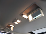 弊社でお車をご購入頂いたお客様は、一部車種を除いて【オイル交換永久無料】となっております。※詳細はスタッフまでお問合せ下さい。