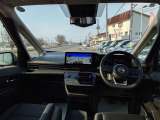 セレナ 1.4 e-4ORCE ハイウェイスターV 4WD 