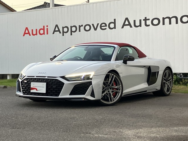 R8スパイダー V10 パフォーマンス 5.2 FSI クワトロ 4WD 