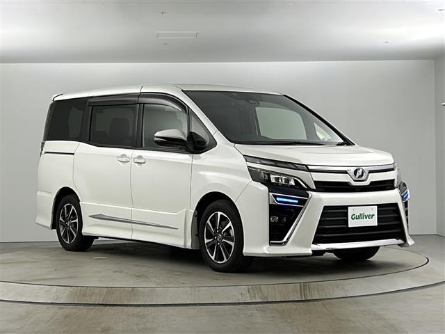 ヴォクシー 2.0 ZS 修復歴無し