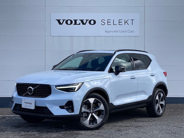XC40 ウルトラ B4 AWD ダークエディション 4WD 