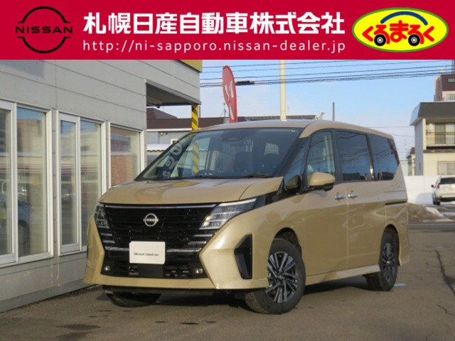 セレナ 1.4 e-4ORCE ハイウェイスターV 4WD 