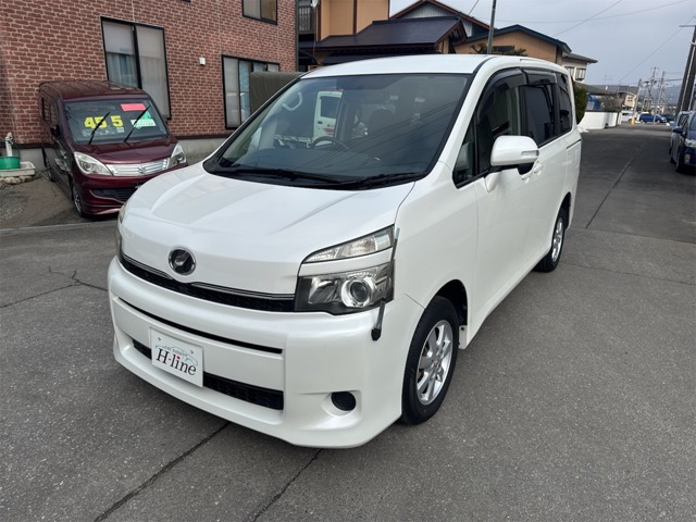 ヴォクシー 2.0 X 4WD 