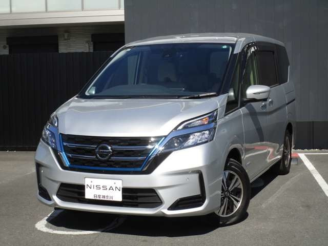 セレナ 1.2 e-POWER XV 