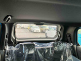 運転席から見た後席になります。後ろの車両も見やすいです!