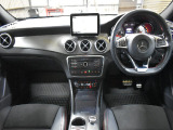 GLAクラス GLA250 4マチック スポーツ 4WD 