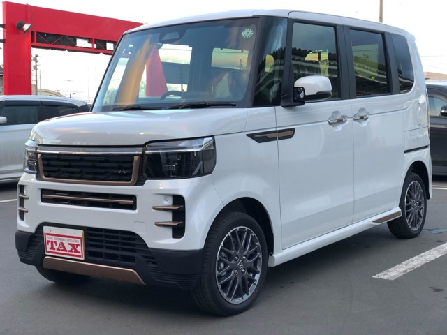 N-BOXカスタム ターボ 4WD 