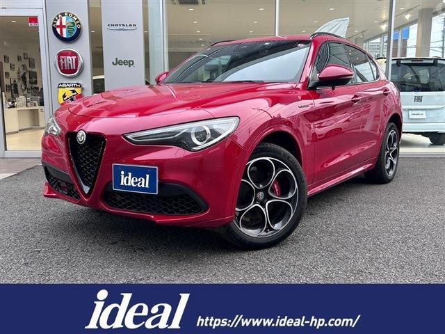 ステルヴィオ 2.0 ターボ Q4 ヴェローチェ 4WD 