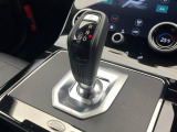 ●MTモード付きAT:通常は自動でおこなわれる変速(ギアチェンジ)をドライバーの操作によって意図的に変えられるシステムです。より一層普段のドライブをお楽しみいただけます!