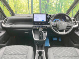 ヴォクシー 1.8 ハイブリッド S-Z 