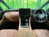 ヴェルファイア ハイブリッド 2.5 Z プレミア E-Four 4WD 