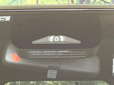 【トヨタセーフティセンス】走行中に前方の車両等を認識し、衝突しそうな時は警報とブレーキで衝突回避と被害軽減をアシスト。より安全にドライブをお楽しみいただけます。