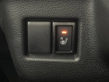 【シートヒーター】寒い日に重宝するシートヒーター!エアコンより早く温まってくれるので寒がりの人も安心ですね♪エアコンの温風は乾燥するから苦手、という方にもをおすすめです。