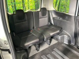 3列目シートはもちろん状態良好☆大人でもゆったりと座って頂けますので、大人数でのお出かけもラクラクです♪ご家族で、気の知れた仲間で、ドライブに行くのが楽しみですね♪