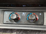 【シートベンチレーション】夏場は涼しい風でお尻や背中の熱やムレを防ぎ、冬はエアコンよりも早く温まってポカポカに!季節を問わず快適に過ごせます。