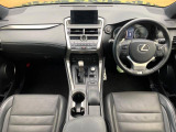NX 200t Fスポーツ 