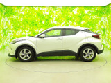 C-HR ハイブリッド 1.8 S LED パッケージ 
