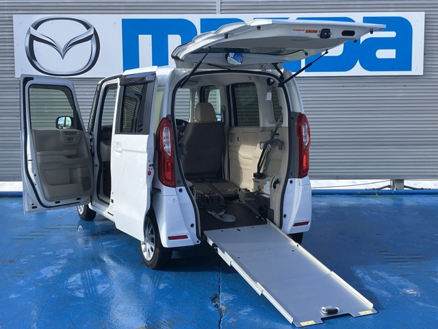 N-BOX G スロープ ホンダセンシング 車いす専用装備装着車 4WD 