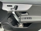 ☆入庫時には丁寧に商品化仕上げを行っています!納車前には更にスタッフによって仕上げた上でご納車いたします!オプションで各種コーティングなどもお受けできますので、気軽にスタッフまでご相談ください。