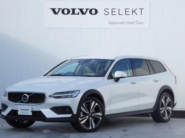 V60クロスカントリー B5 AWD プロ 4WD 