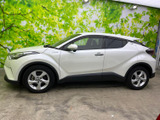 C-HR ハイブリッド 1.8 S LED エディション 