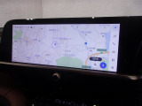 ディスプレイオーディオを装備。スマホとクルマをつなぐことで、これまでのナビに加えて、いろんなサービスが楽しめます。フルセグTV、AM/FMラジオ、ブルートゥース、USB端子に対応しています!