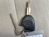 当店のお車をご覧いただきましてありがとうございます。お車についてのご質問やお見積りのご依頼、ご購入にあたってのご相談などは無料電話(0078-6002-312860)にお気軽にお問い合わせ下さい!