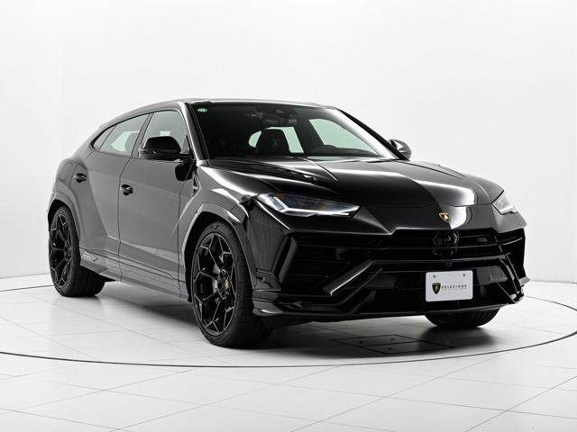 ウルス ペルフォルマンテ 4WD 