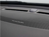 【harman/kardon】世界のオーディオファン垂涎のプレミアムサウンドシステムを搭載。原音に近い音場空間を忠実に再現。乗る人すべてに最良の音響体験を提供します。