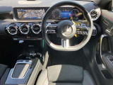 当社の車両は検査員による厳格な検査を行います!機関系はもちろん、骨格部位修復歴や外板パネルの交換歴・板金塗装歴などを十分に確認した上で、基準に達した車両のみを取り扱います!!