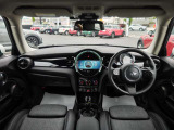 エンジンはターボでパワフルかつ、スムーズな走りを実現!!MINIのゴーカートフィーリングを体感致しませんか?!