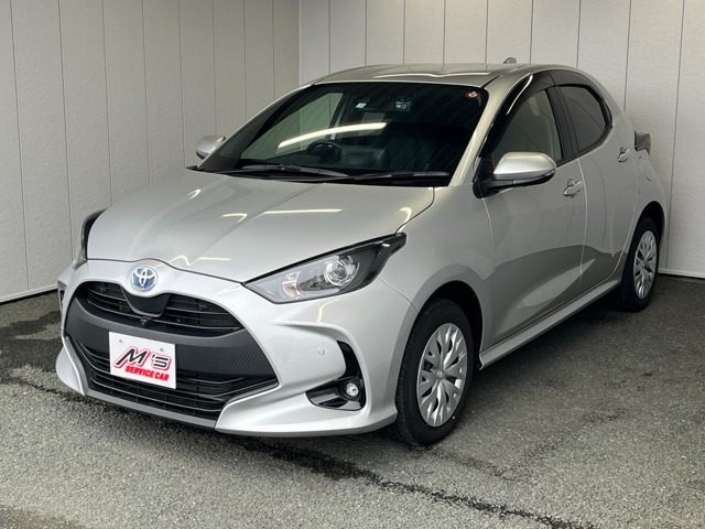 ヤリス 1.5 ハイブリッド G E-Four 4WD 前後ドラレコ ETC 寒冷地仕様 BSM
