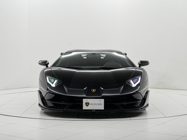 アヴェンタドール 黒　PGM ランボルギーニ アヴェンタドール SVJ 4WD の中古車詳細 (7,000