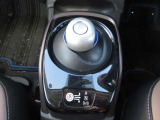 ノート 1.2 e-POWER メダリスト FOUR 4WD 