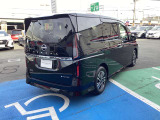 セレナ 1.4 e-POWER ハイウェイスター V 