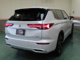 アウトランダー PHEV 2.4 P 4WD 